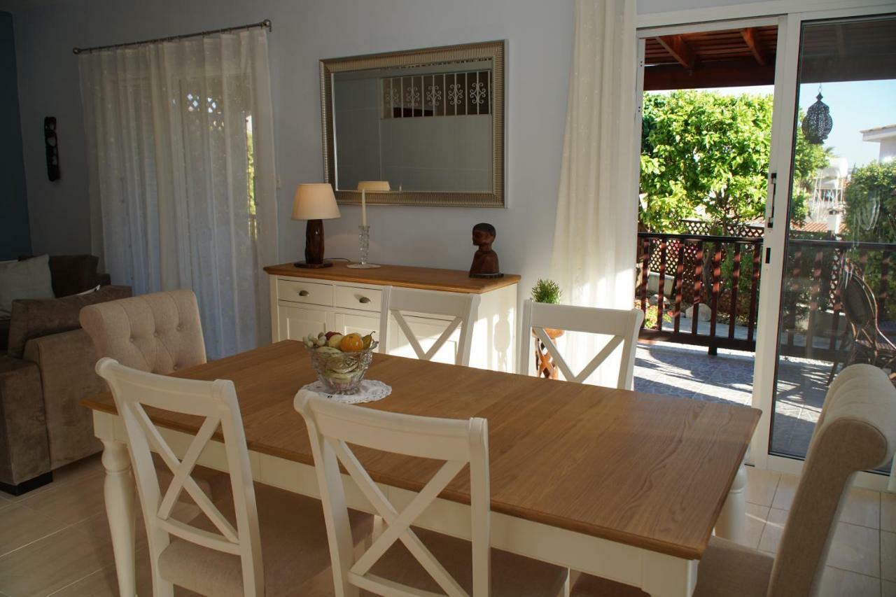 Villa Alicia With Priv Pool, Beautiful Garden And Shady Veranda- 5 Min To The Beach ペイヤ エクステリア 写真