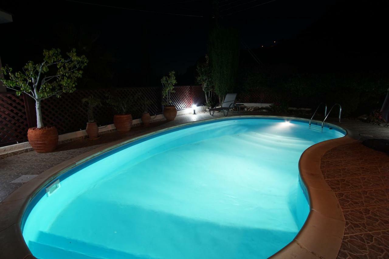 Villa Alicia With Priv Pool, Beautiful Garden And Shady Veranda- 5 Min To The Beach ペイヤ エクステリア 写真